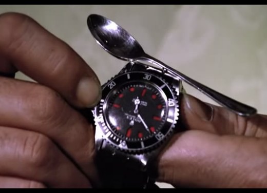 19-BDM-7839-les-10-plus-belles-montres-de-james-bond